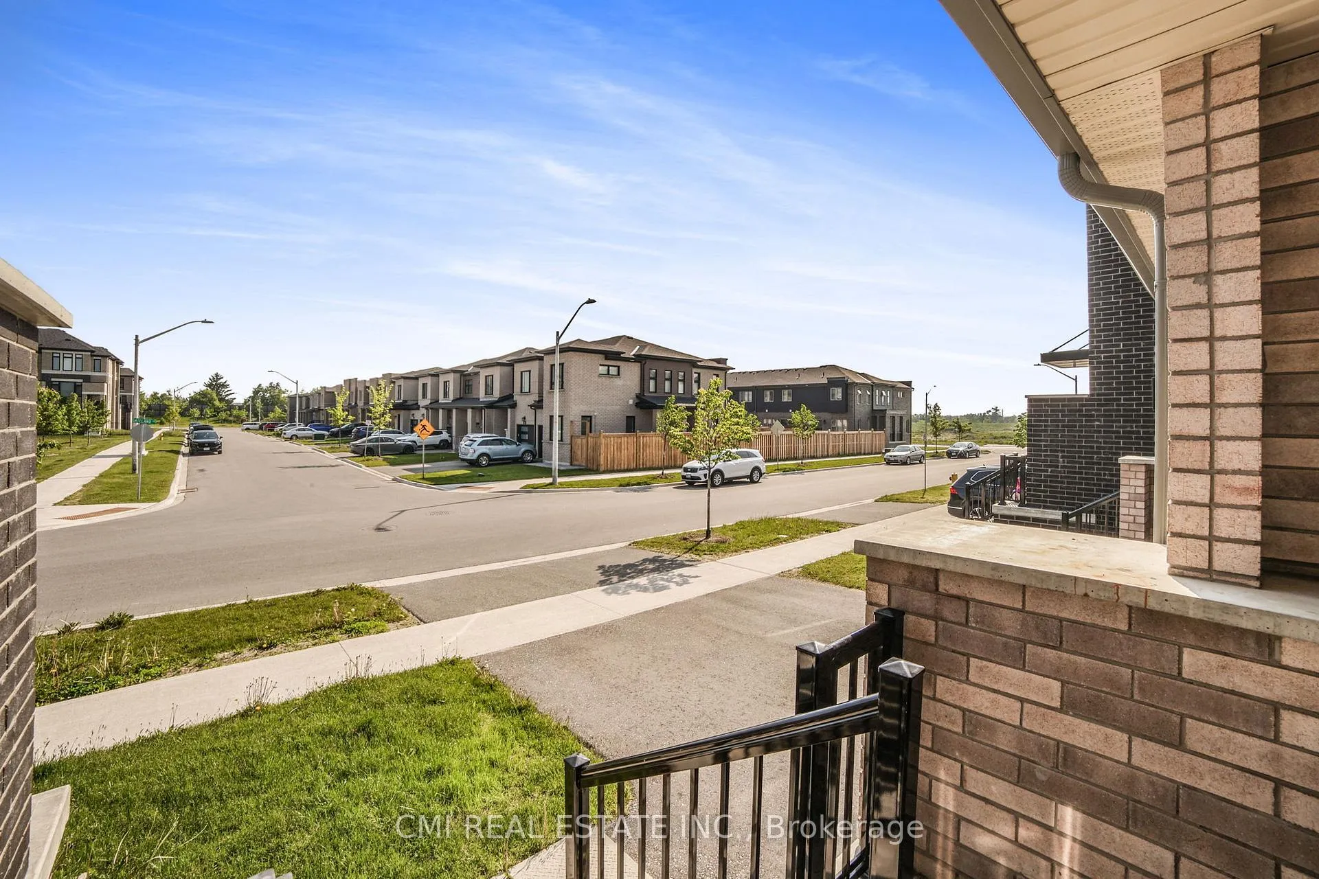 Photo 6 of 79 Gateland Drive, Barrie, Painswick South — HOMEH