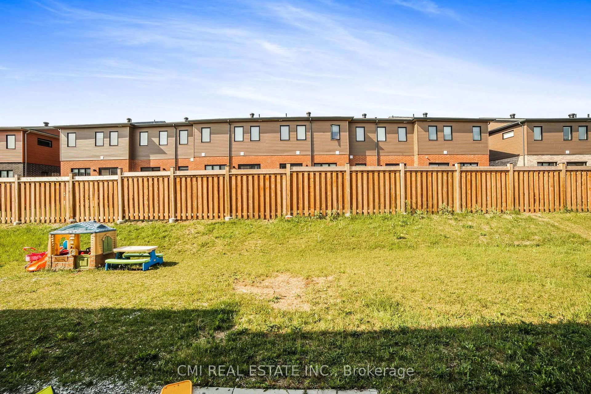 Photo 39 of 79 Gateland Drive, Barrie, Painswick South — HOMEH