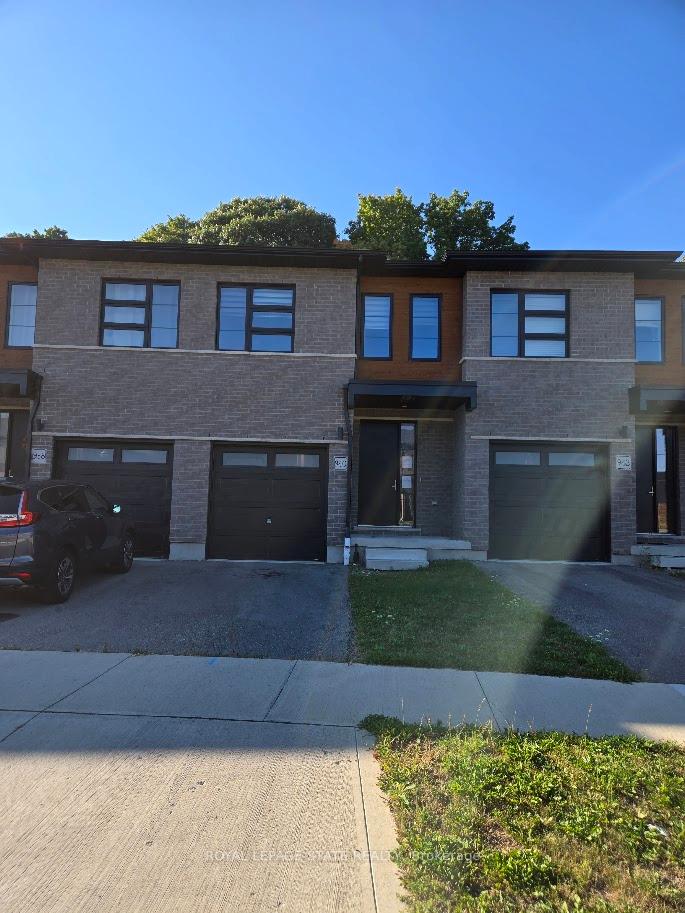 Photo 1 of 940 Robert Ferrie Drive, Kitchener — HOMEH