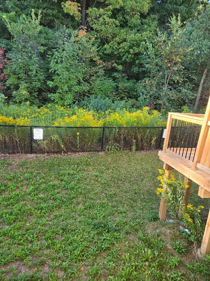 Photo 23 of 940 Robert Ferrie Drive, Kitchener — HOMEH