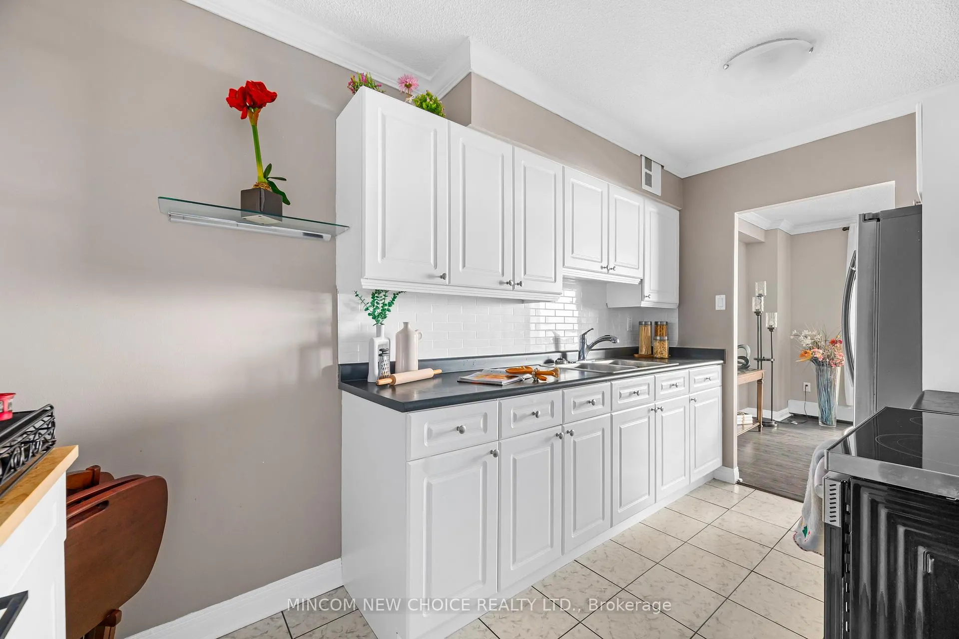 Photo 13 of Unit 1208, 1210 Radom Street, Pickering, Bay Ridges — HOMEH