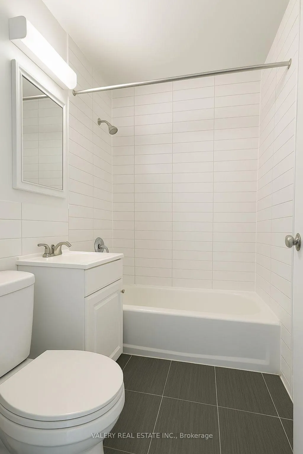 Photo 5 of Unit 1506, 890 Jane Street, Toronto, Rockcliffe-Smythe — HOMEH