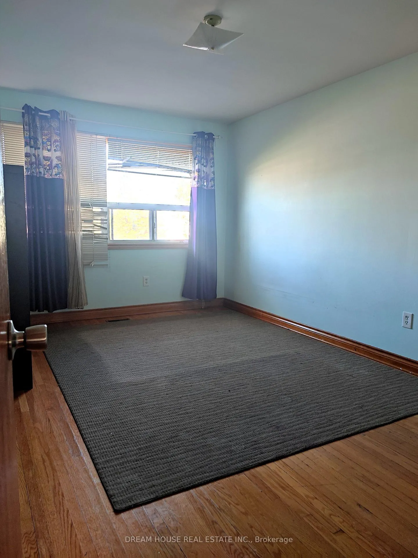 Photo 10 of Unit Main, 176 Conlins Road, Scarborough, Highland Creek — HOMEH