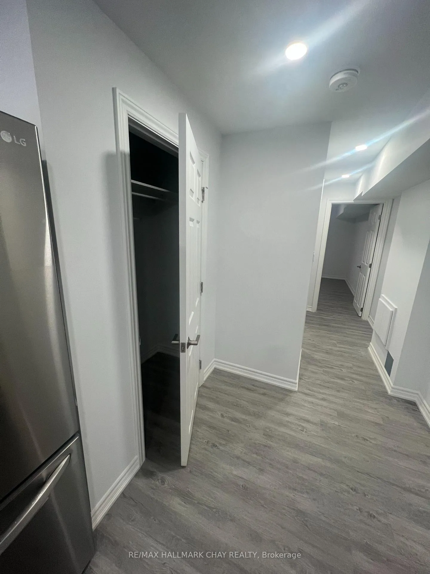 Photo 7 of Unit Basement, 54 Nimrod Crescent, Brampton, Westgate — HOMEH