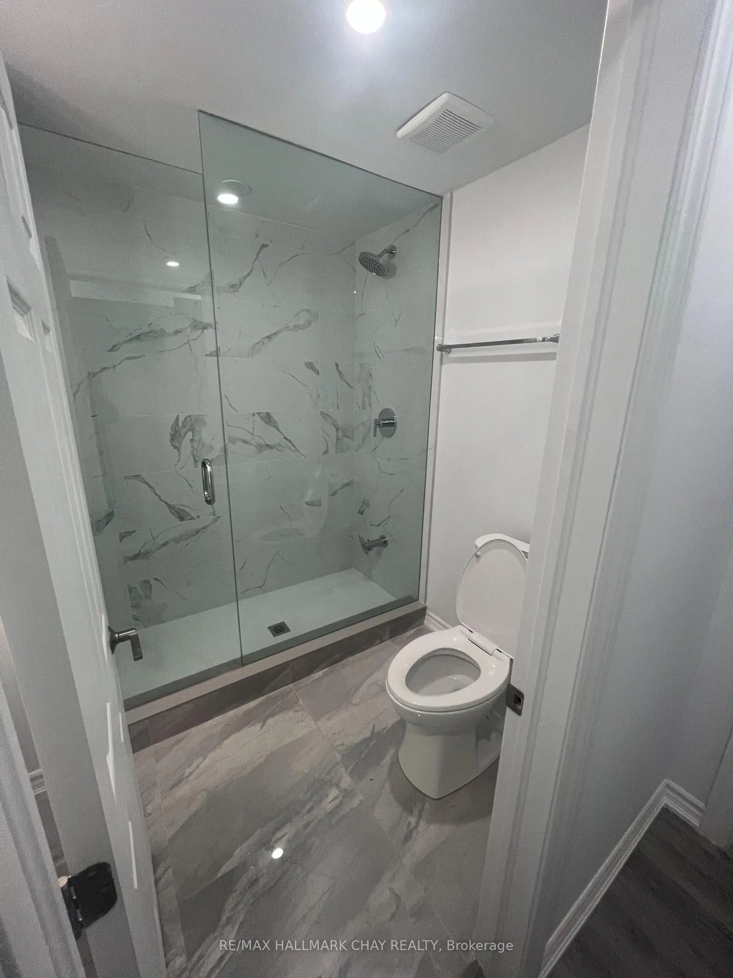Photo 9 of Unit Basement, 54 Nimrod Crescent, Brampton, Westgate — HOMEH