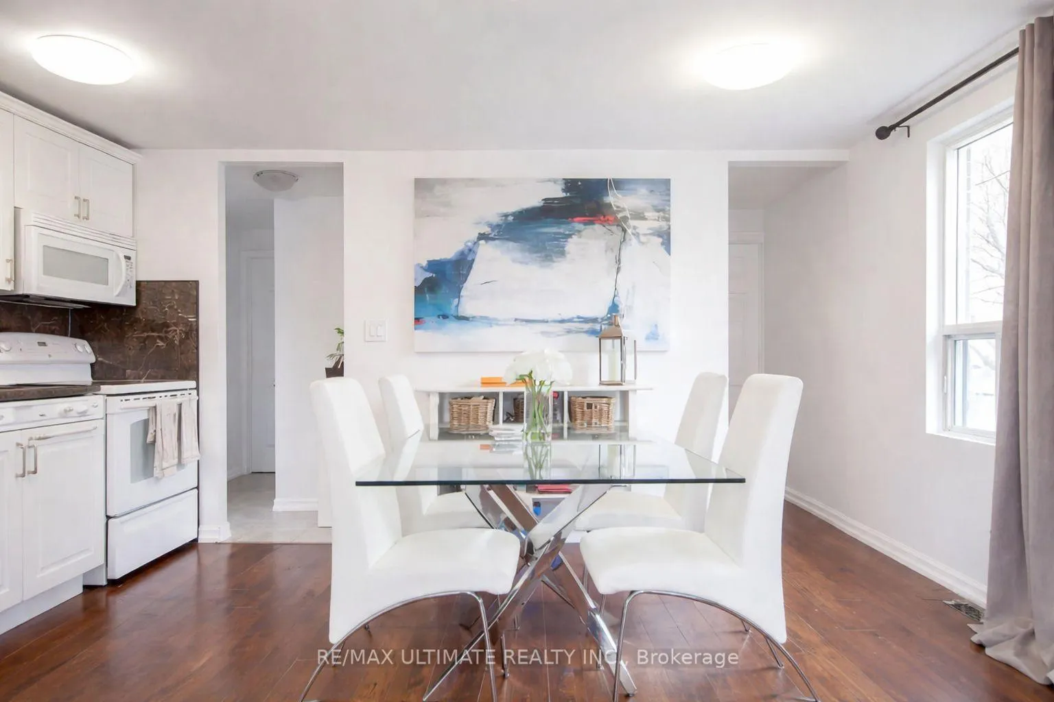 Photo 2 of Unit Upper, 9 Keywest Avenue, Toronto, Oakwood Village — HOMEH