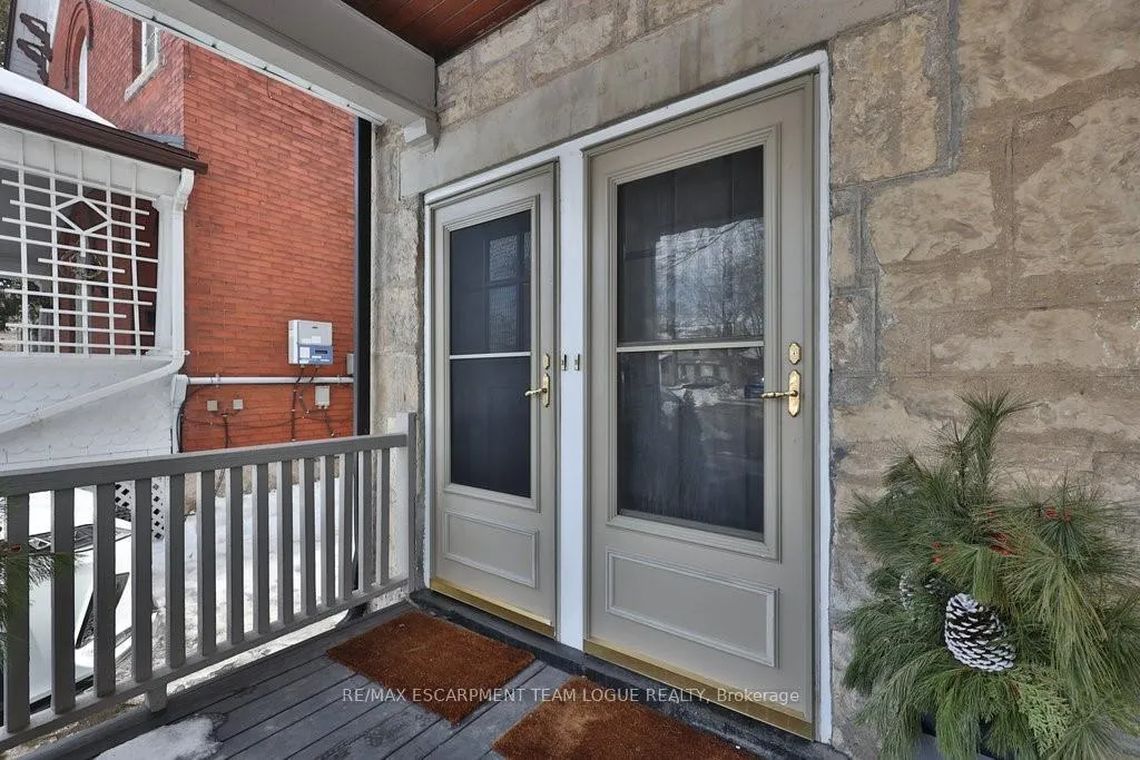 Photo 2 of Unit B-UPPER, 12 Suffolk Street, Guelph, Downtown — HOMEH