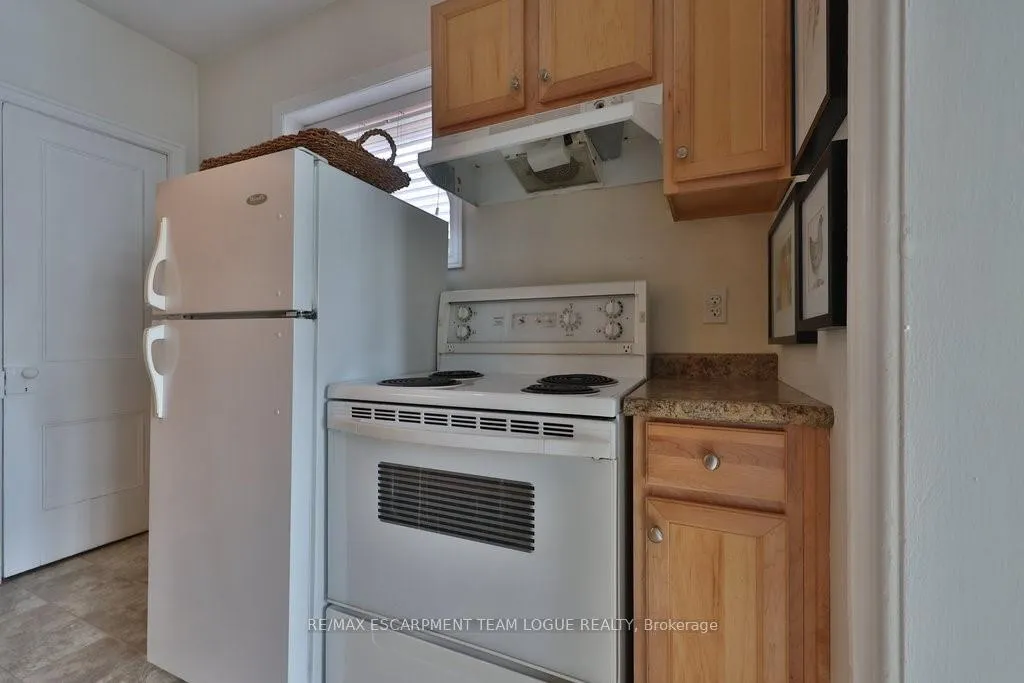 Photo 9 of Unit B-UPPER, 12 Suffolk Street, Guelph, Downtown — HOMEH