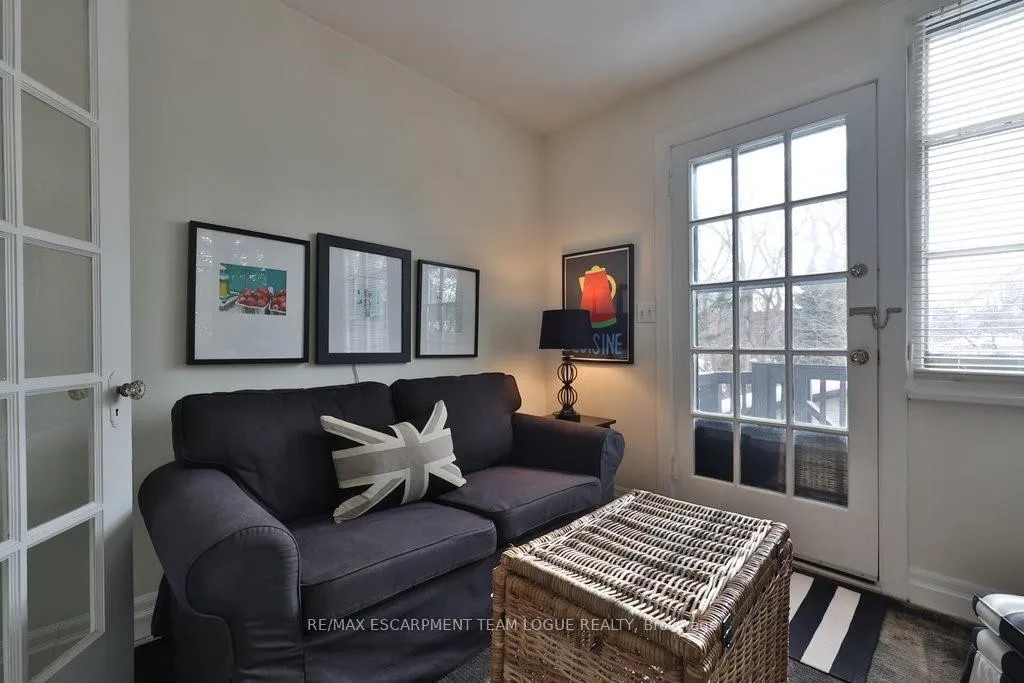 Photo 12 of Unit B-UPPER, 12 Suffolk Street, Guelph, Downtown — HOMEH