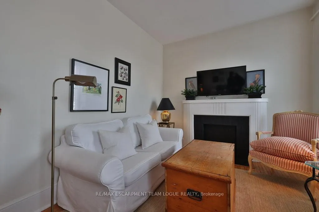 Photo 19 of Unit B-UPPER, 12 Suffolk Street, Guelph, Downtown — HOMEH