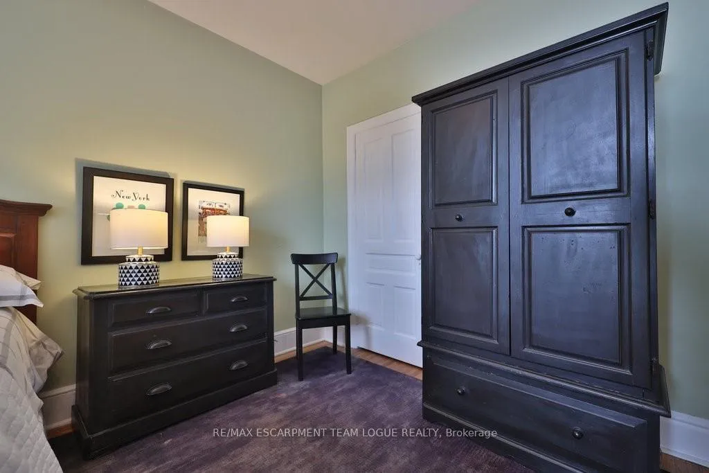Photo 22 of Unit B-UPPER, 12 Suffolk Street, Guelph, Downtown — HOMEH