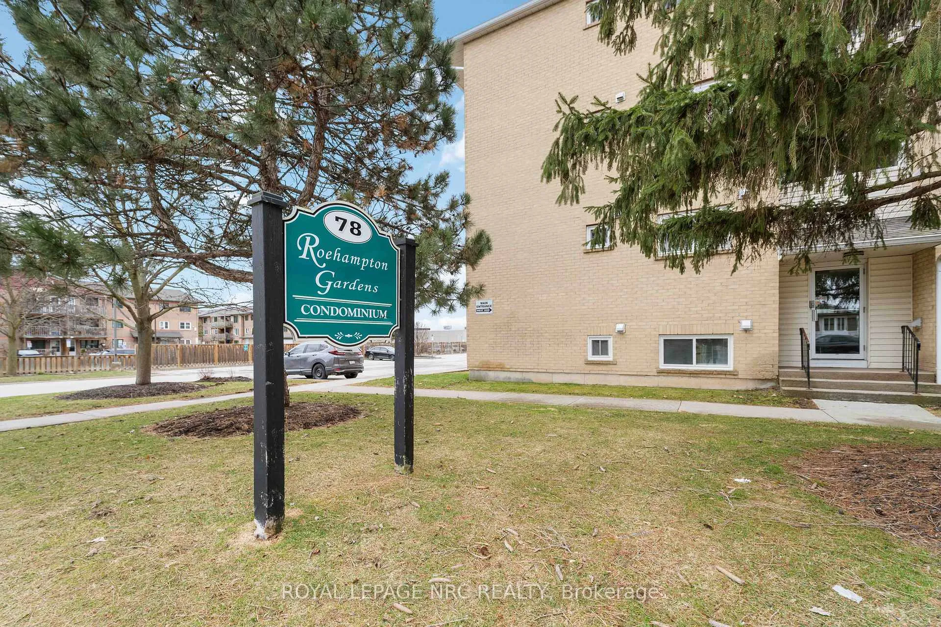 Photo 4 of Unit 219, 78 Roehampton Avenue, St. Catharines, Carlton/Bunting — HOMEH