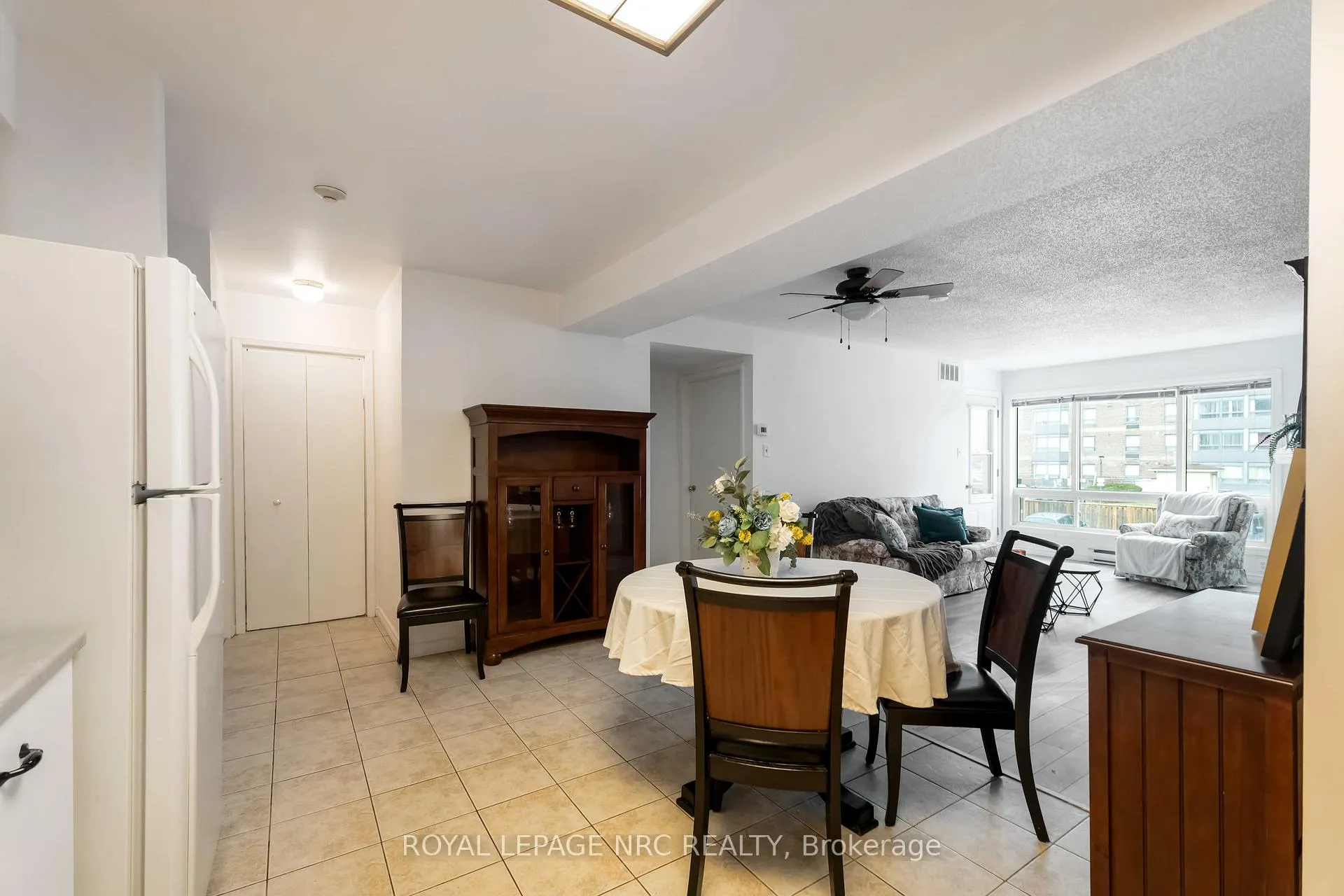 Photo 14 of Unit 219, 78 Roehampton Avenue, St. Catharines, Carlton/Bunting — HOMEH
