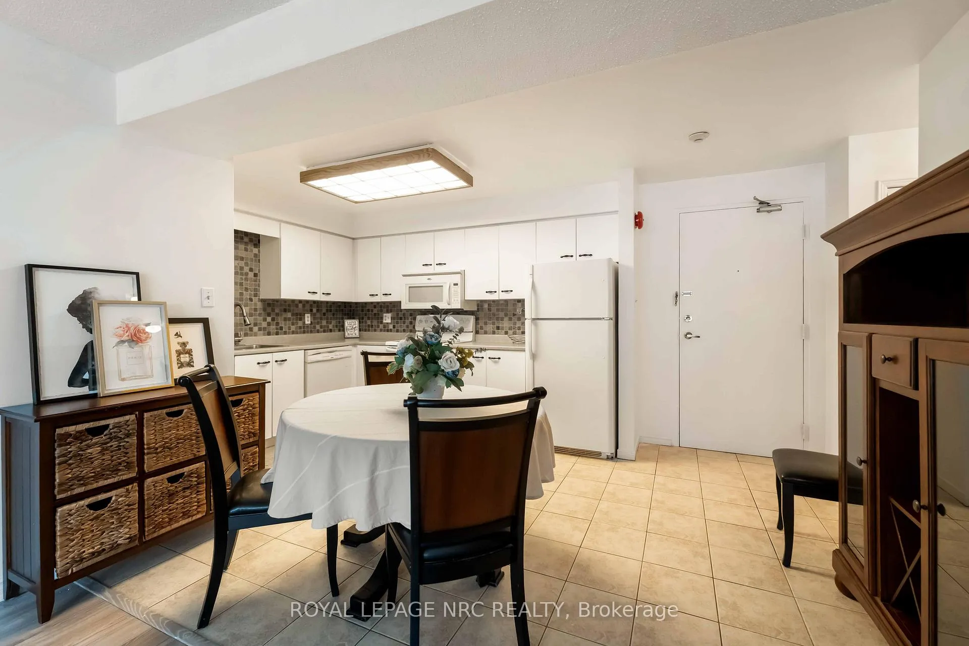 Photo 16 of Unit 219, 78 Roehampton Avenue, St. Catharines, Carlton/Bunting — HOMEH