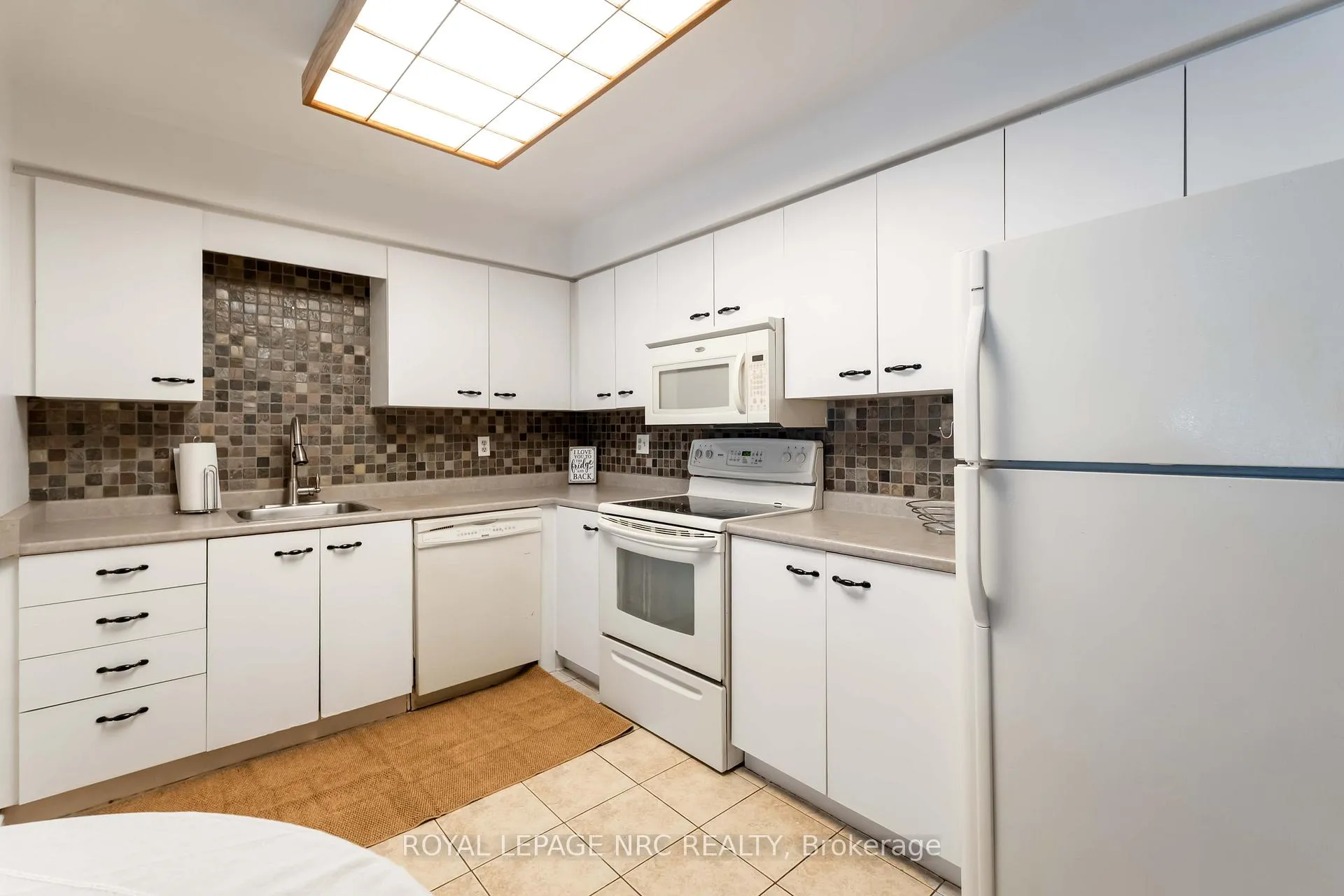 Photo 18 of Unit 219, 78 Roehampton Avenue, St. Catharines, Carlton/Bunting — HOMEH