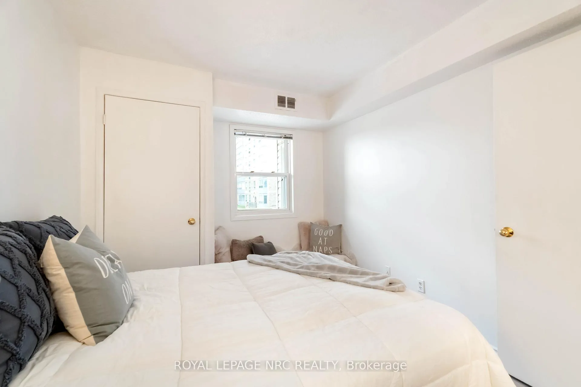 Photo 26 of Unit 219, 78 Roehampton Avenue, St. Catharines, Carlton/Bunting — HOMEH