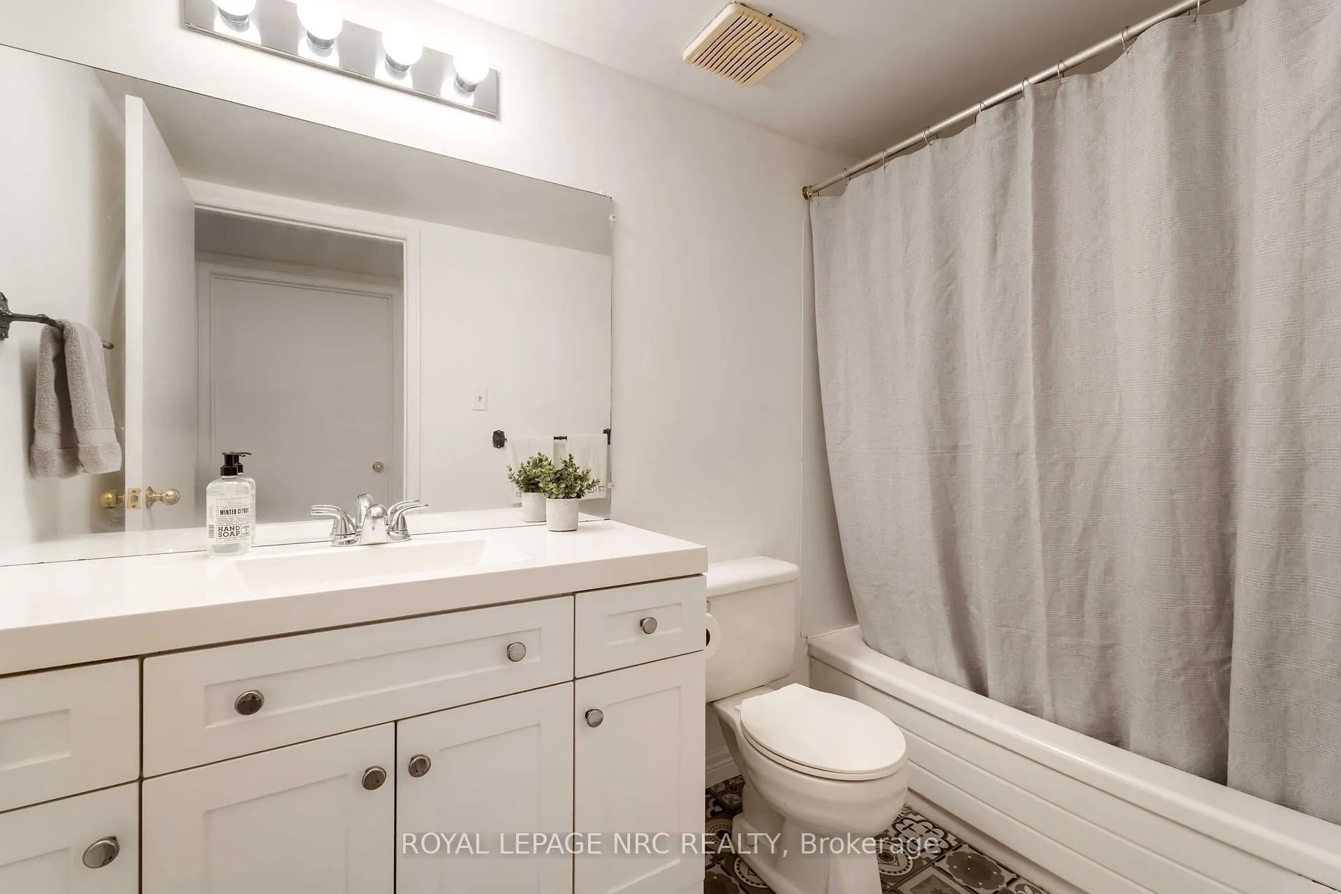 Photo 31 of Unit 219, 78 Roehampton Avenue, St. Catharines, Carlton/Bunting — HOMEH