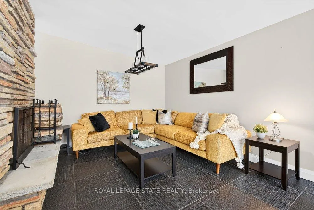 Photo 12 of 746 Quaker Road, Pelham, Fonthill — HOMEH