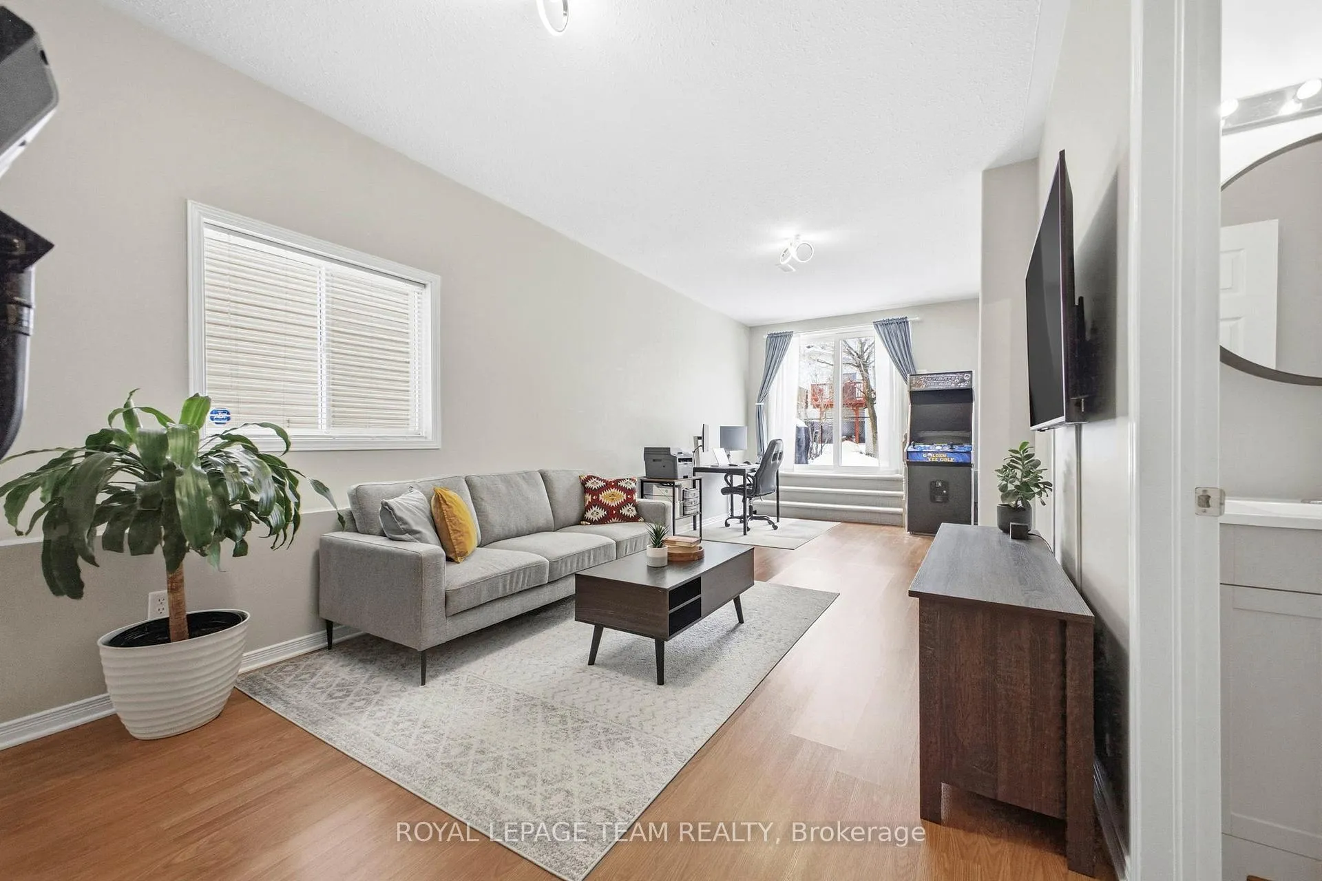 Photo 26 of 85 Splinter Crescent, Ottawa, Fairfield Heights — HOMEH