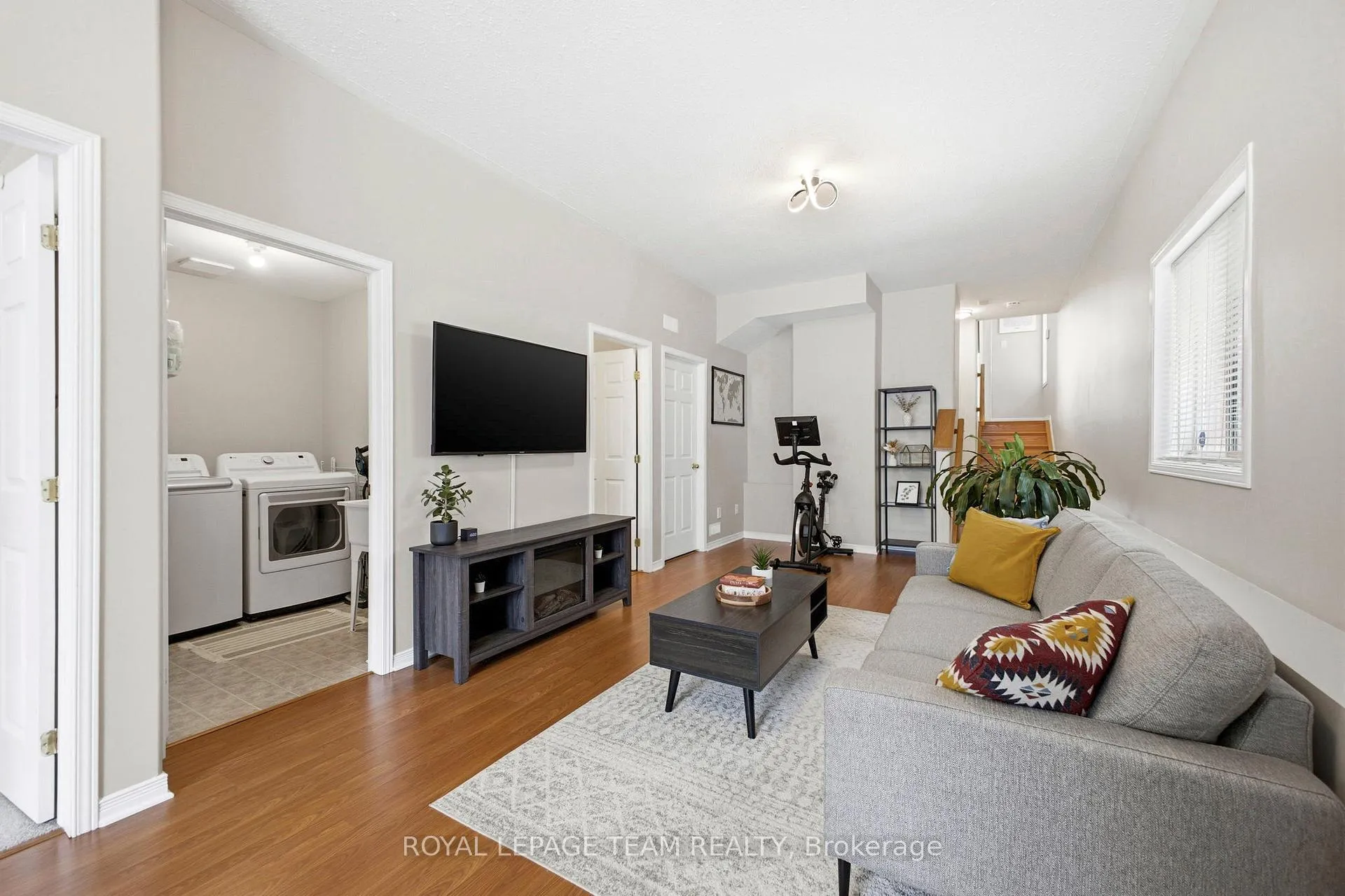 Photo 32 of 85 Splinter Crescent, Ottawa, Fairfield Heights — HOMEH