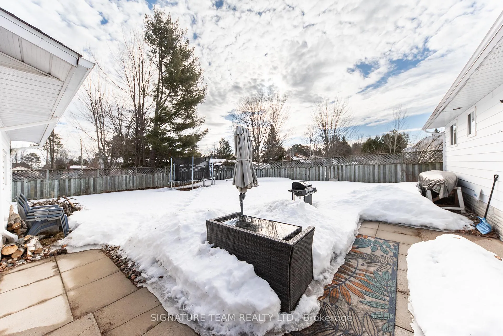 Photo 5 of 102 Hemlock Street, Petawawa — HOMEH