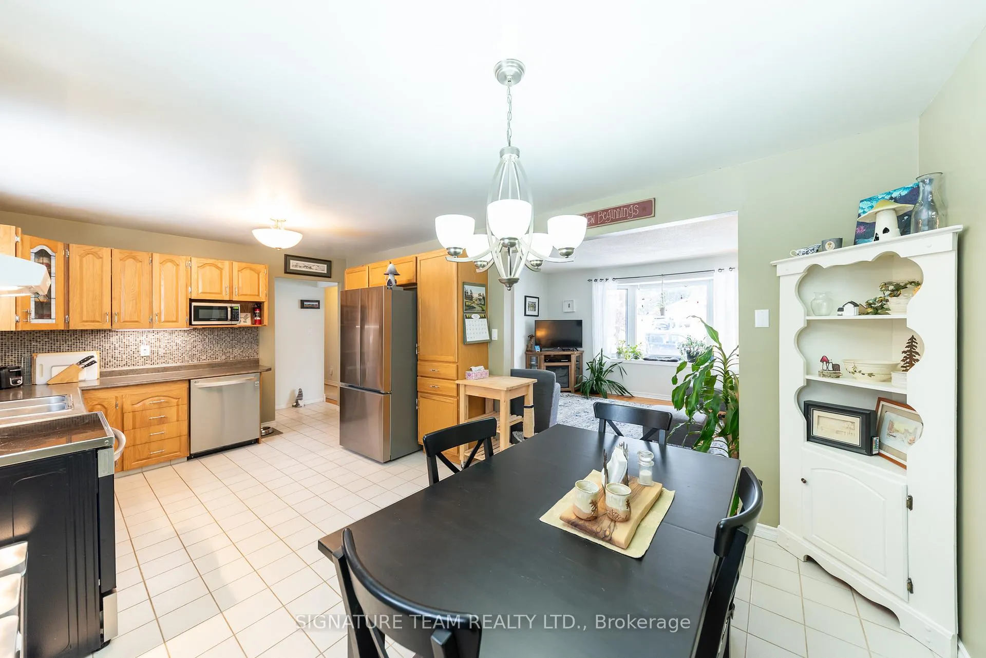 Photo 18 of 102 Hemlock Street, Petawawa — HOMEH
