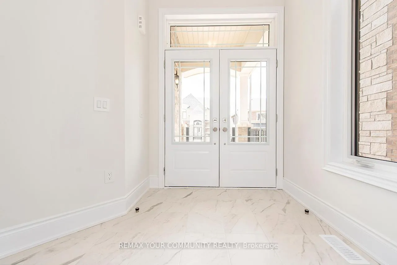Photo 3 of 83 James Walker Avenue, Caledon, Caledon East — HOMEH