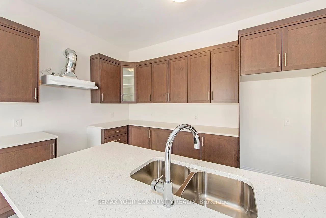 Photo 34 of 83 James Walker Avenue, Caledon, Caledon East — HOMEH