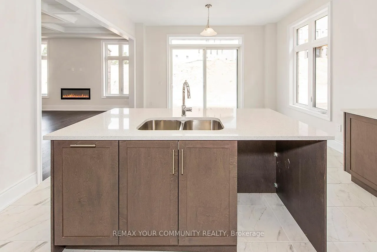 Photo 35 of 83 James Walker Avenue, Caledon, Caledon East — HOMEH