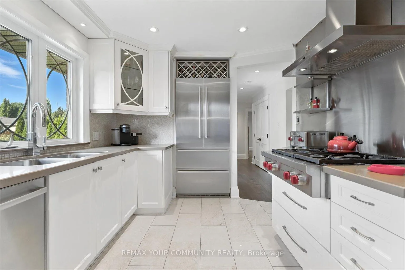 Photo 15 of 165 Clearview Heights, King, King City — HOMEH