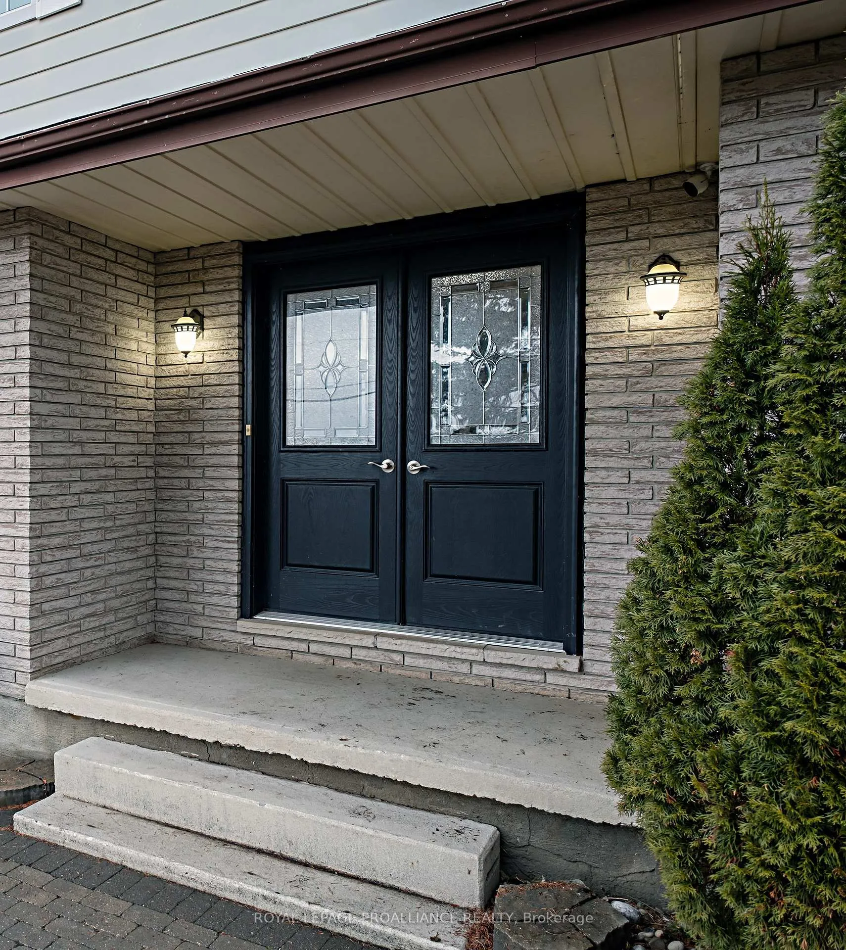 Photo 3 of 104 Bethany Road, Belleville, Thurlow Ward — HOMEH