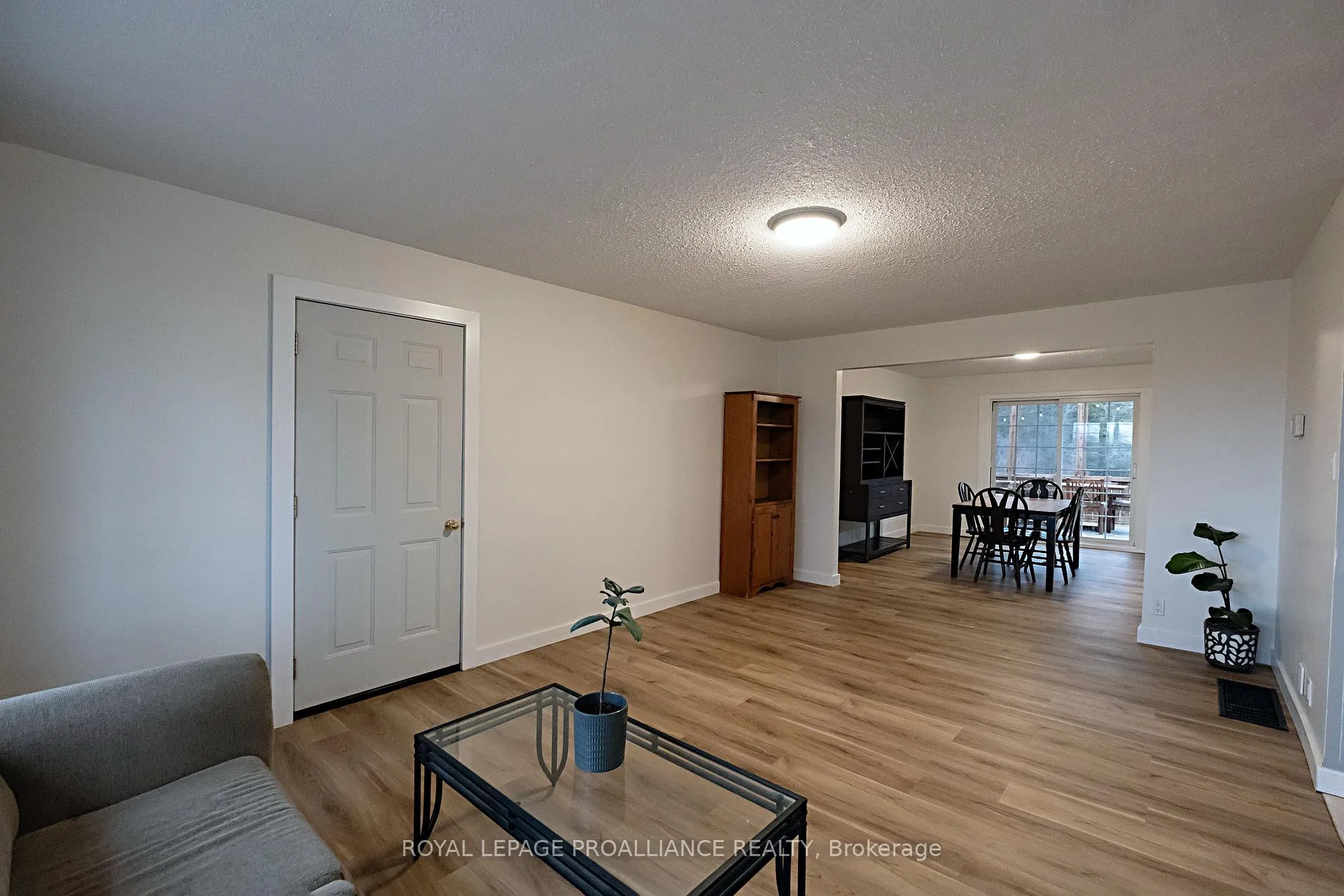 Photo 6 of 104 Bethany Road, Belleville, Thurlow Ward — HOMEH