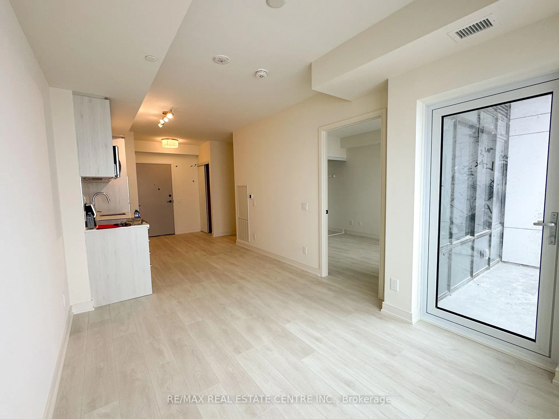 Photo 6 of Unit 1806, 8020 Derry Road W, Milton, Coates — HOMEH