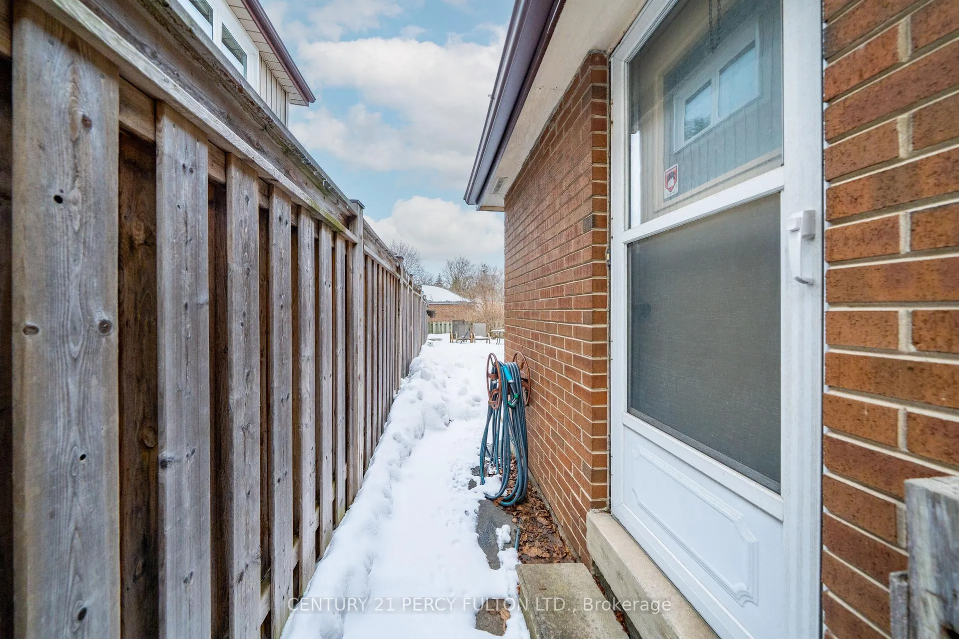 Photo 18 of 754 Edgewood Road, Pickering, Amberlea — HOMEH