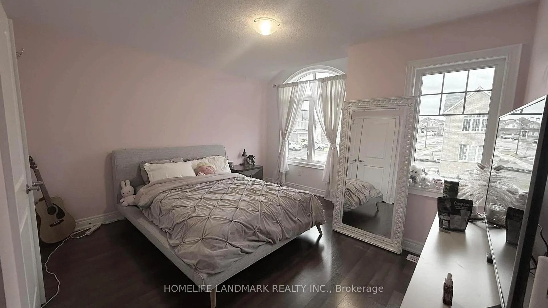 Photo 8 of 66 Haskins (Main & Upper) Crescent, Georgina, Keswick South — HOMEH