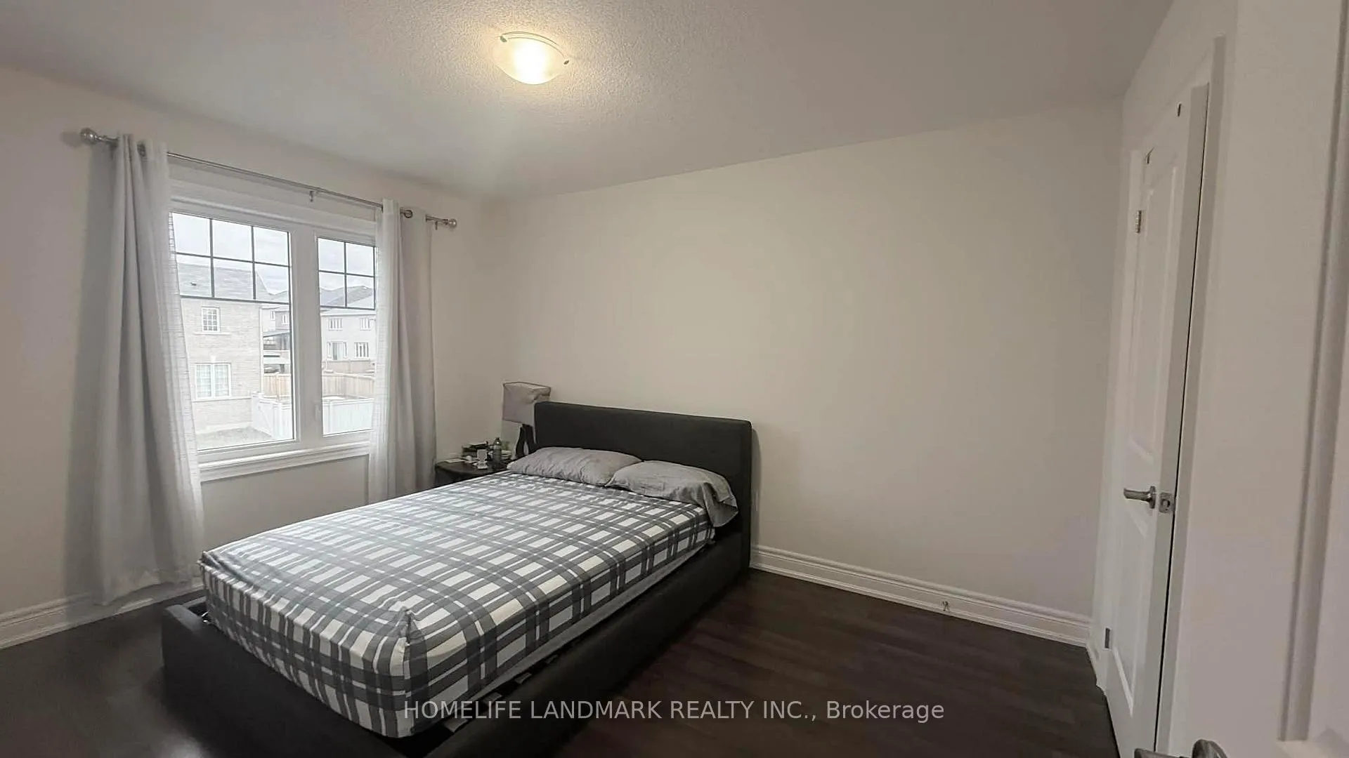 Photo 12 of 66 Haskins (Main & Upper) Crescent, Georgina, Keswick South — HOMEH