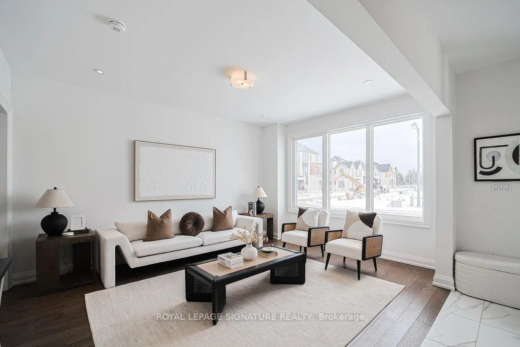 Photo 7 of 448 York Downs Boulevard, Markham, Cachet — HOMEH