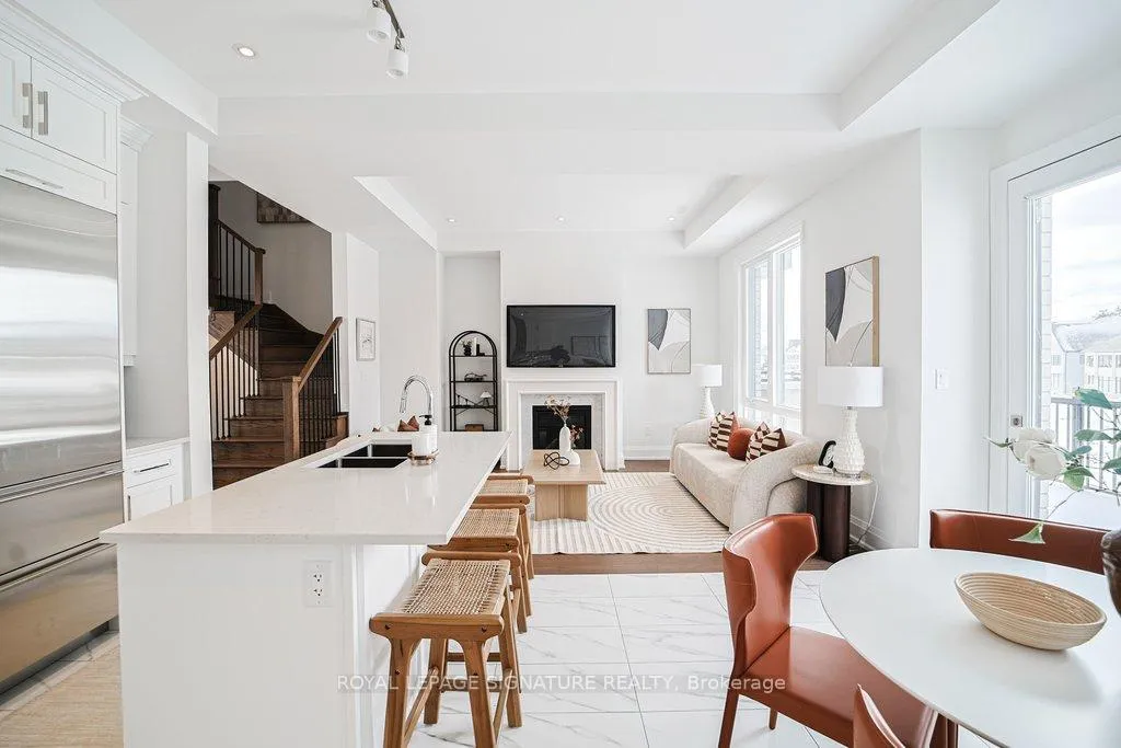 Photo 17 of 448 York Downs Boulevard, Markham, Cachet — HOMEH