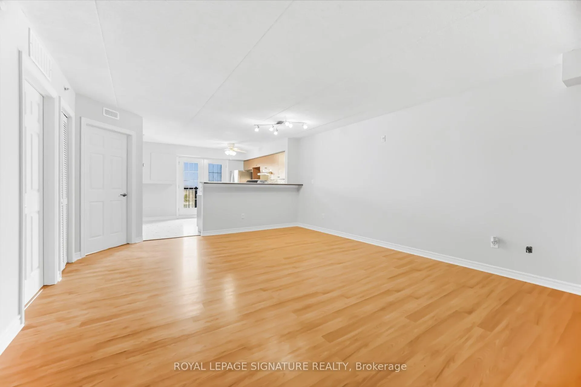 Photo 7 of Unit 207, 1479 Maple Avenue, Milton, Dempsey — HOMEH