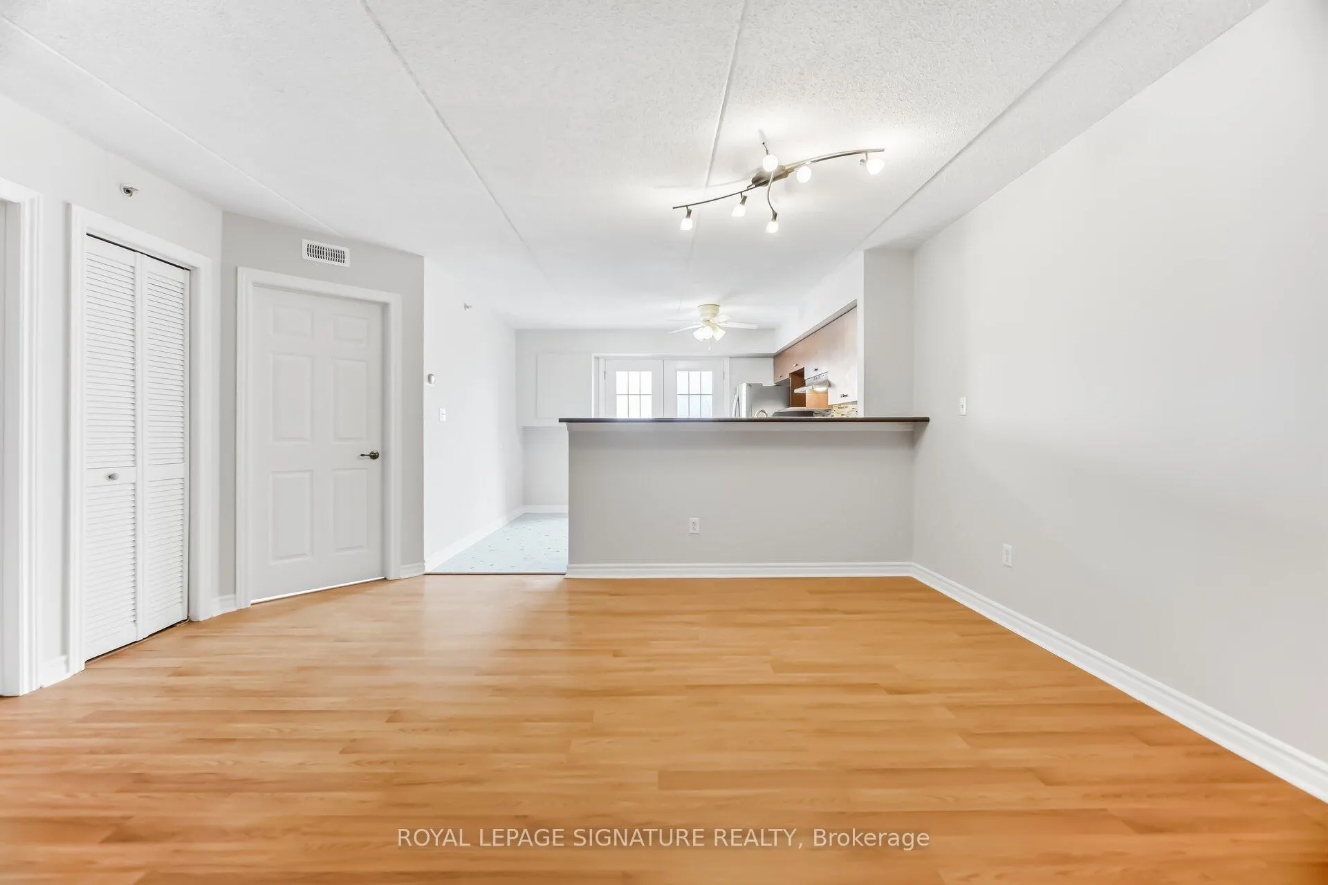 Photo 8 of Unit 207, 1479 Maple Avenue, Milton, Dempsey — HOMEH