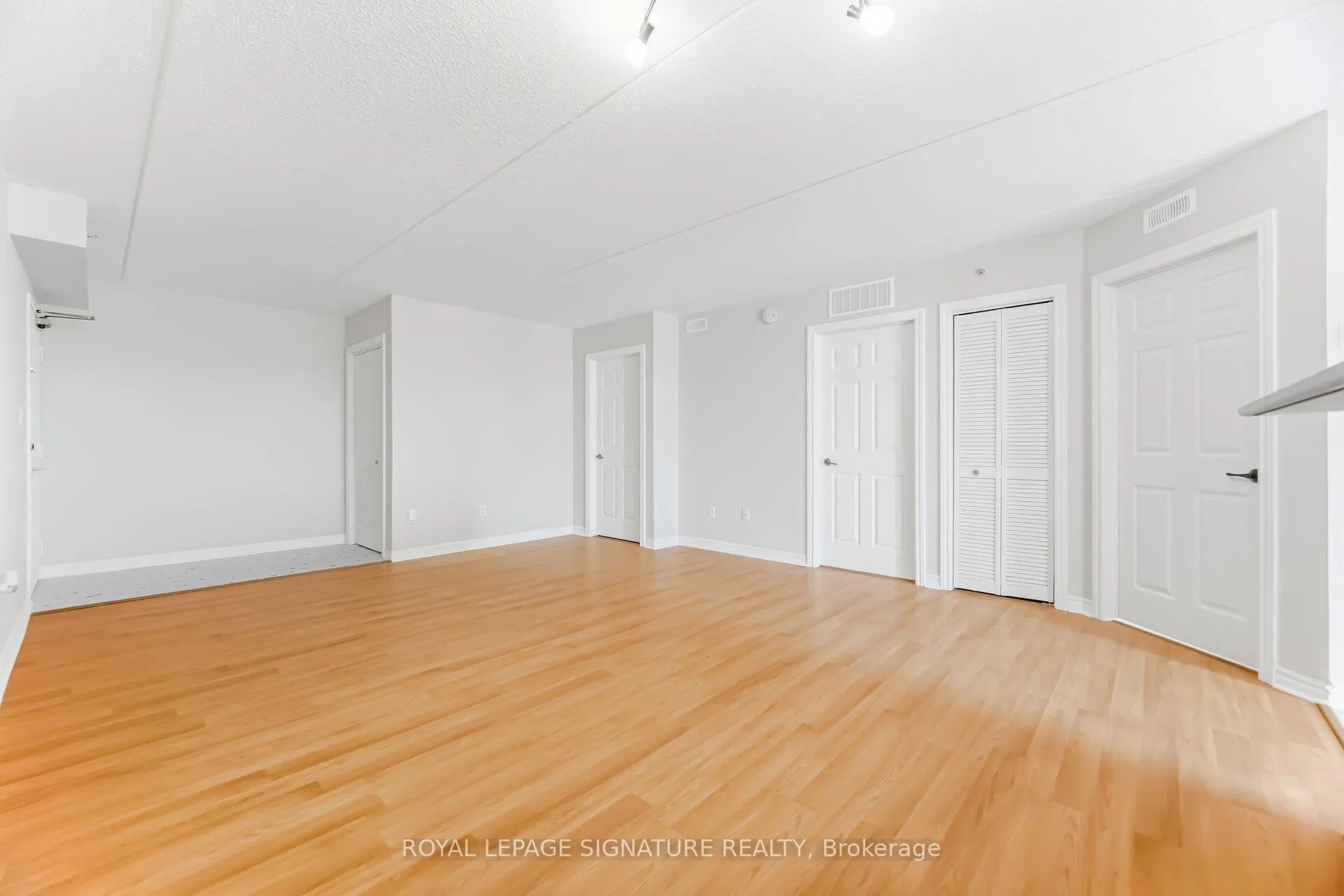 Photo 10 of Unit 207, 1479 Maple Avenue, Milton, Dempsey — HOMEH