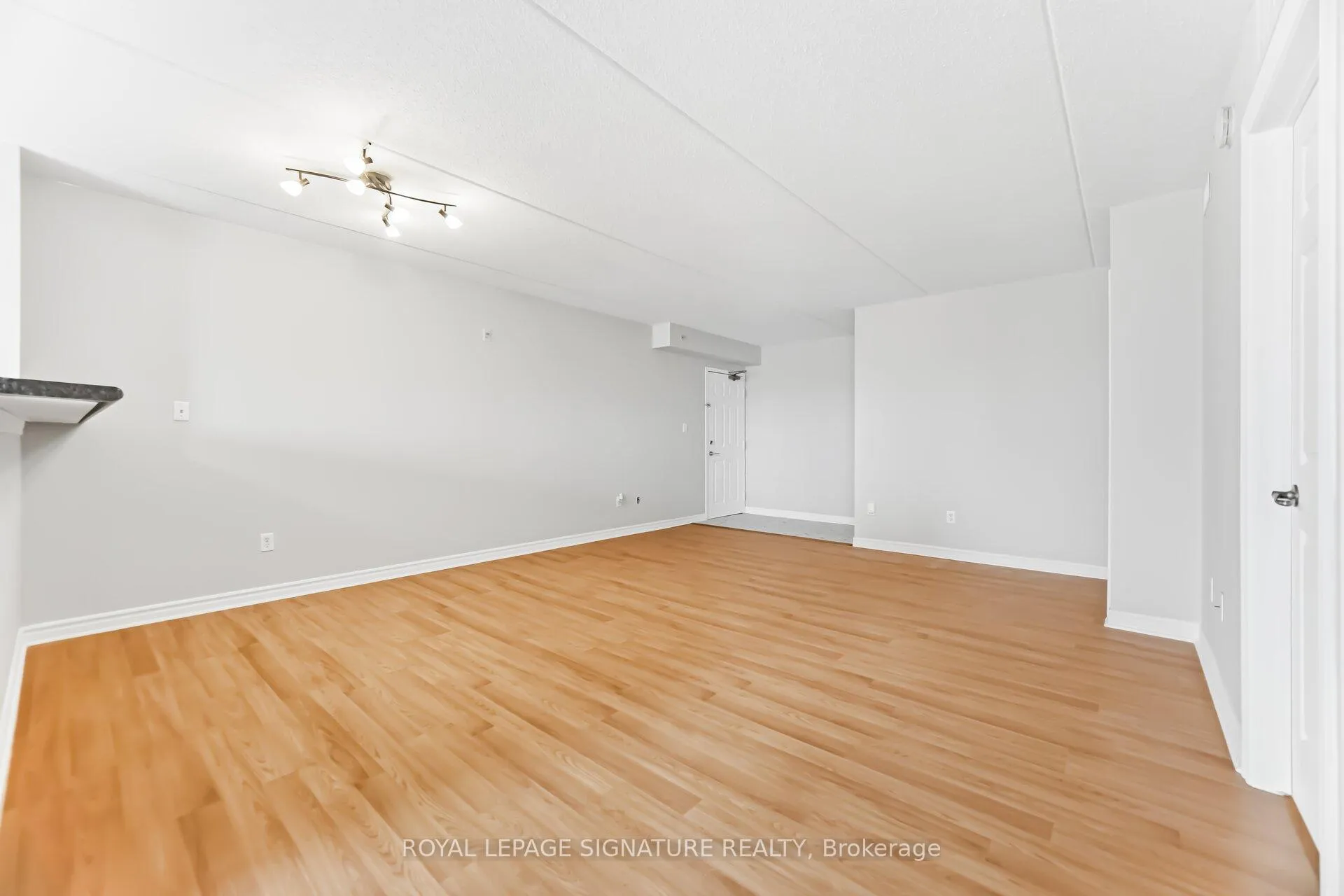 Photo 11 of Unit 207, 1479 Maple Avenue, Milton, Dempsey — HOMEH