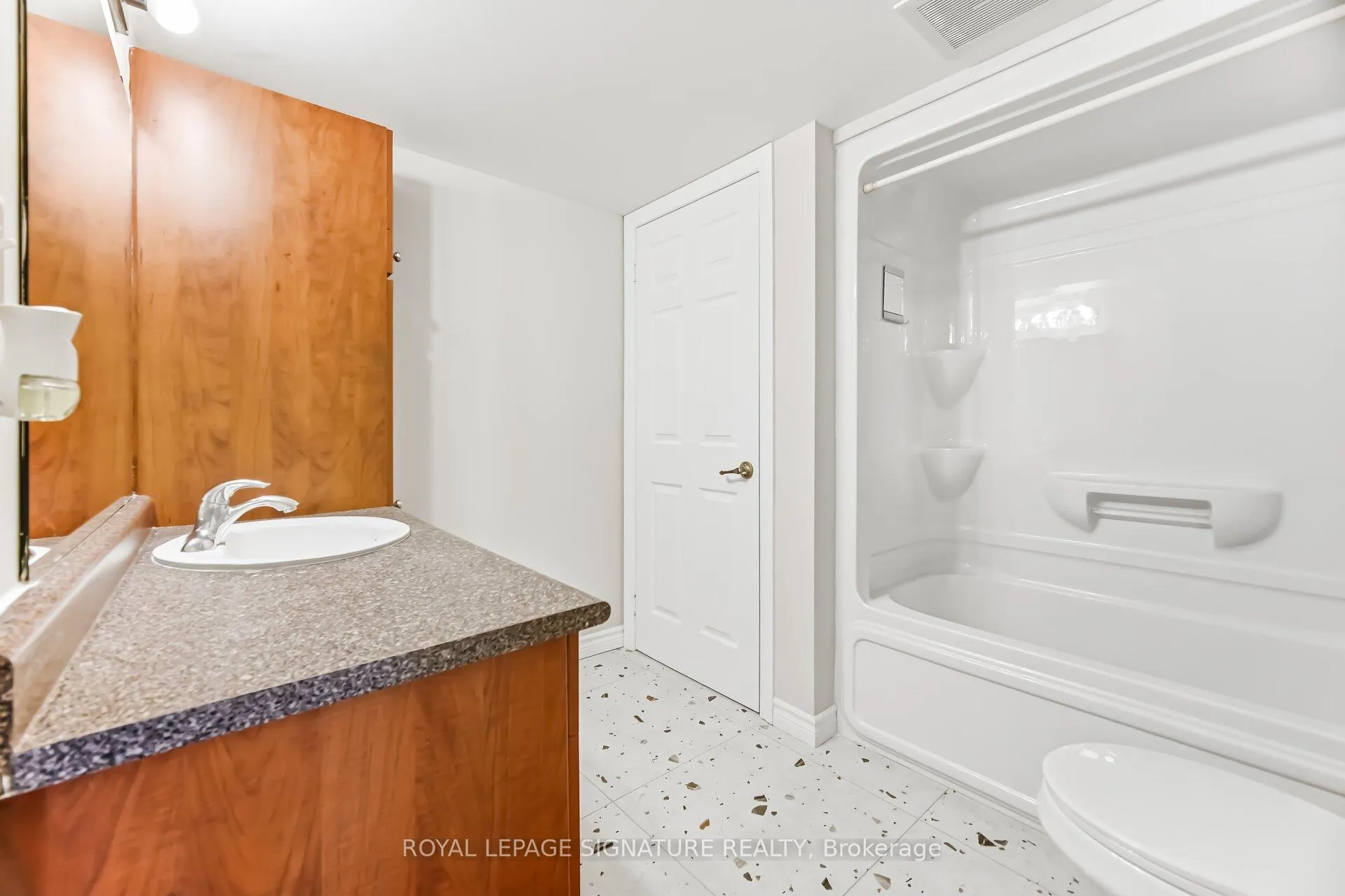 Photo 25 of Unit 207, 1479 Maple Avenue, Milton, Dempsey — HOMEH
