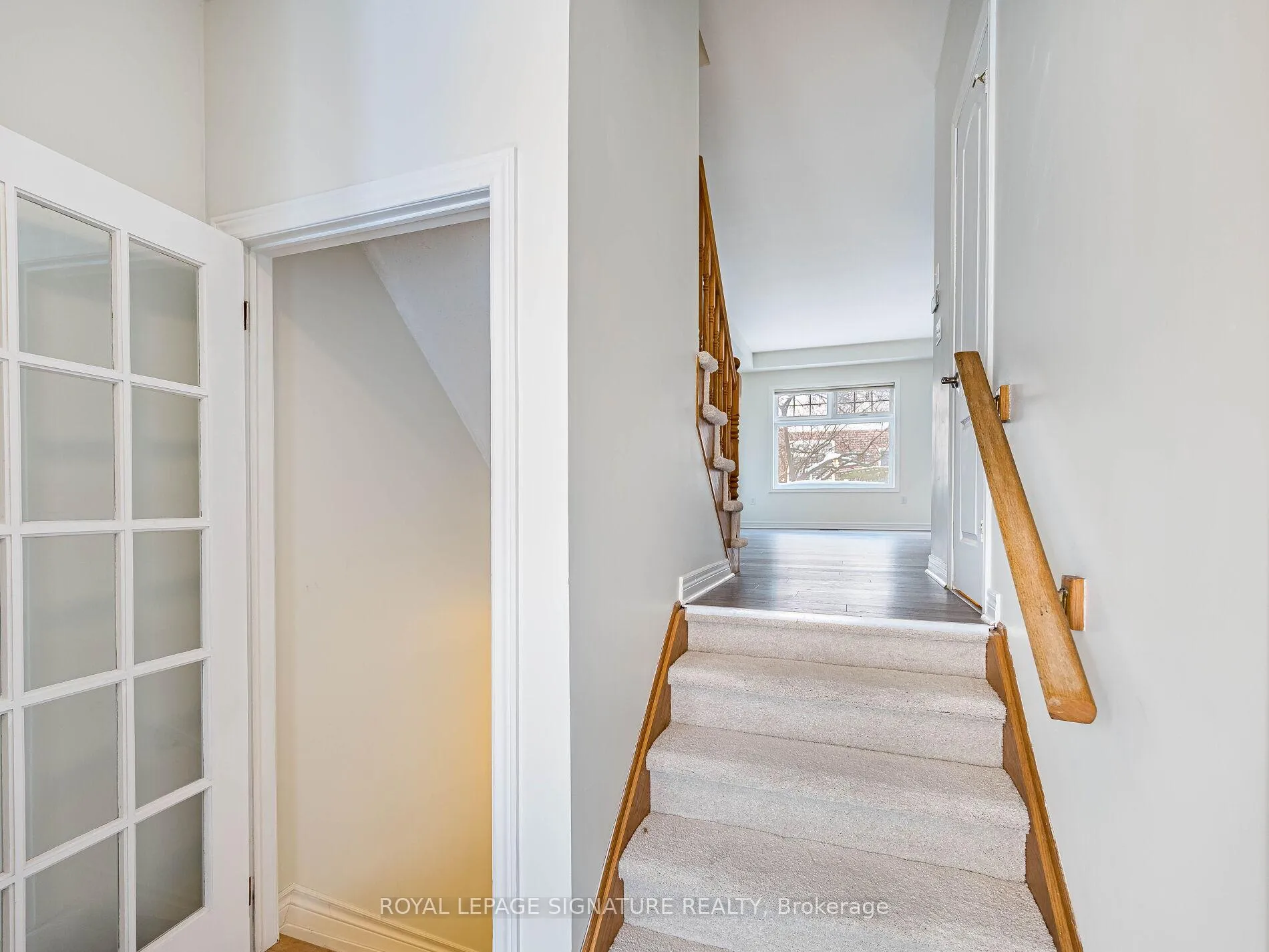 Photo 4 of 75 Olivia Place, Hamilton, Meadowlands — HOMEH