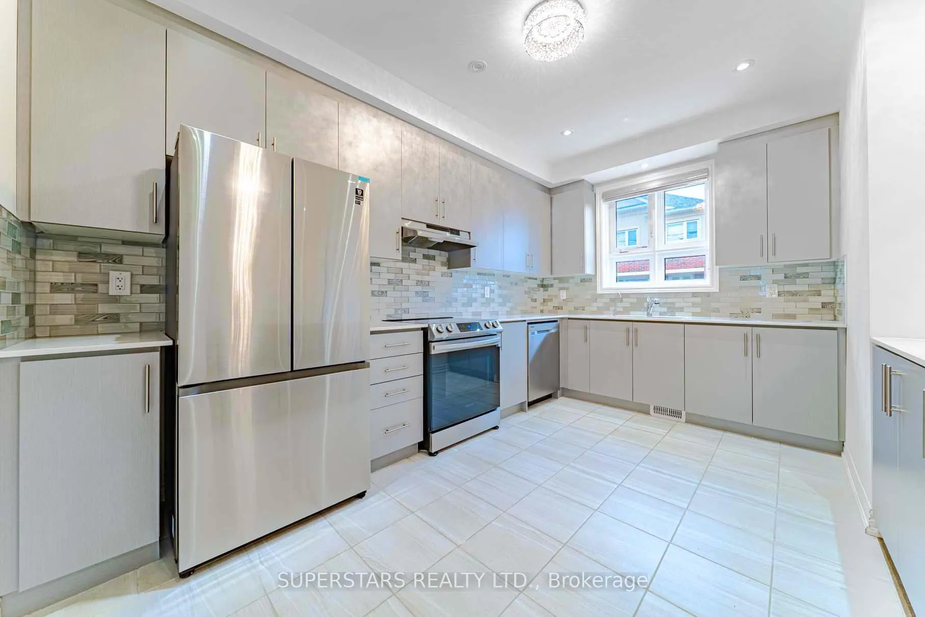Photo 5 of 63 Massachusetts Lane, Markham, Wismer — HOMEH