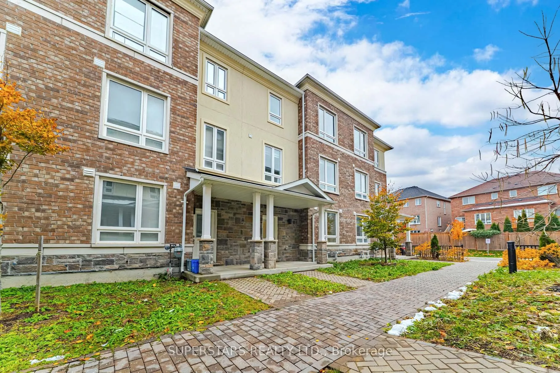 Photo 25 of 63 Massachusetts Lane, Markham, Wismer — HOMEH
