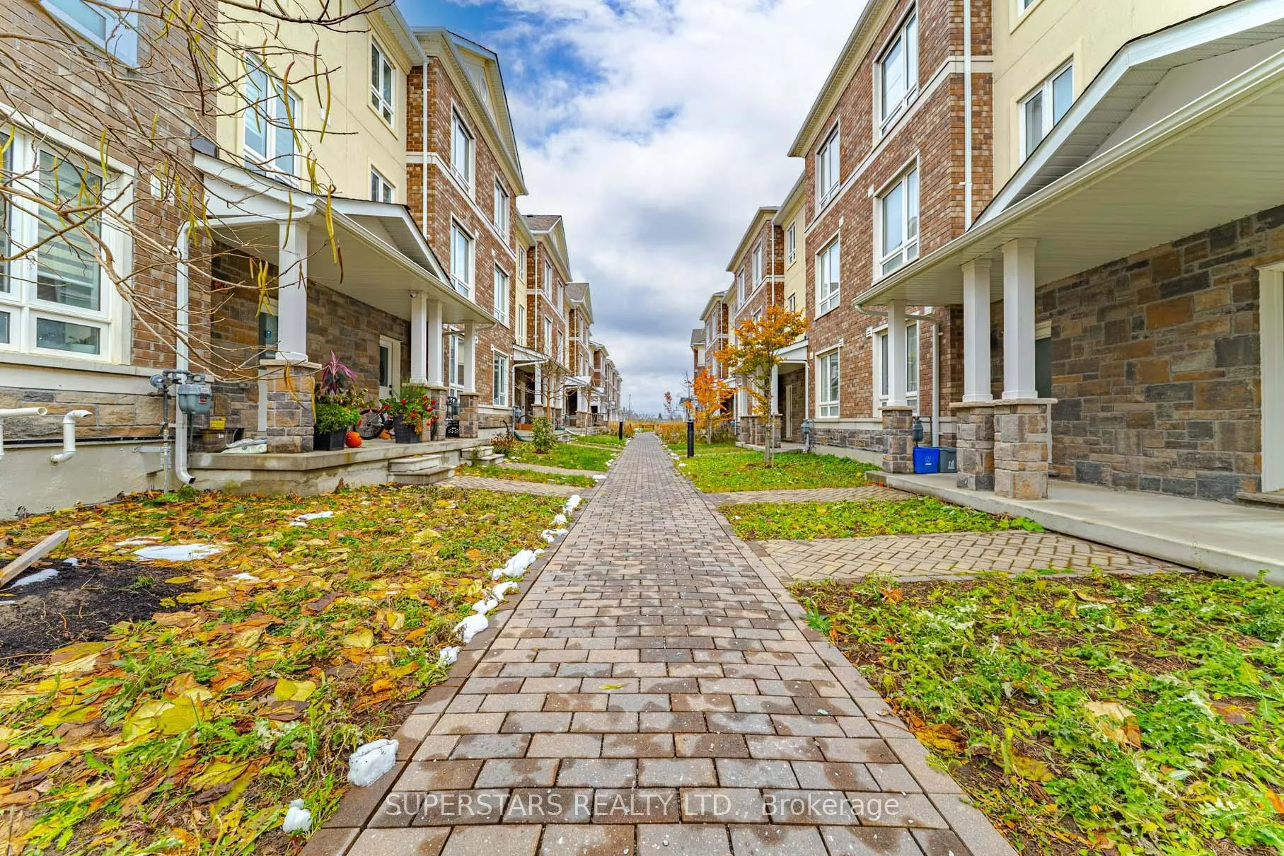 Photo 27 of 63 Massachusetts Lane, Markham, Wismer — HOMEH