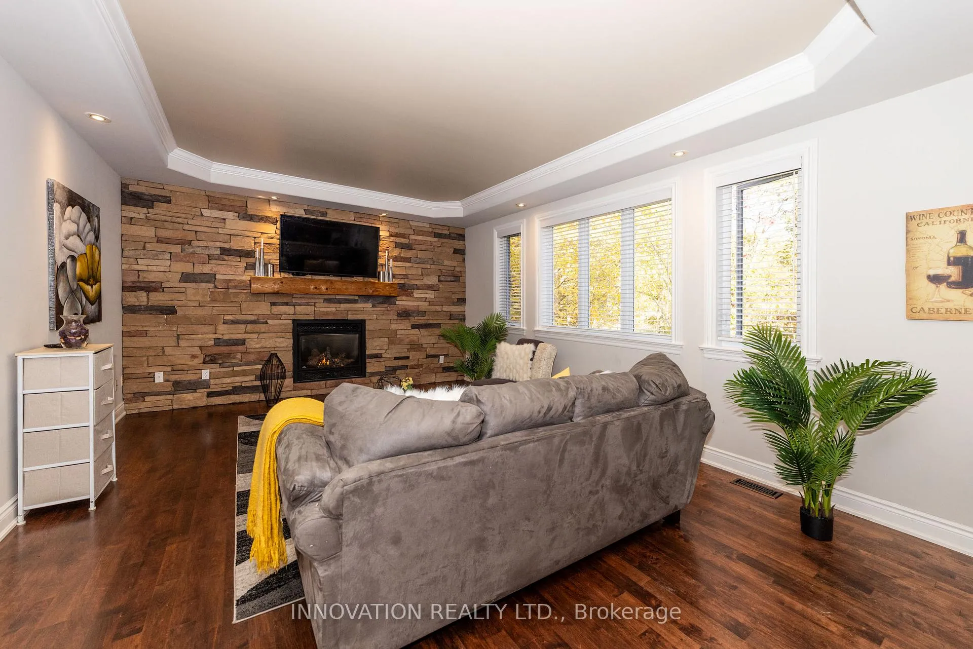 Photo 7 of 122 Country Meadow Drive S, Ottawa, Huntley Ward (North West) — HOMEH