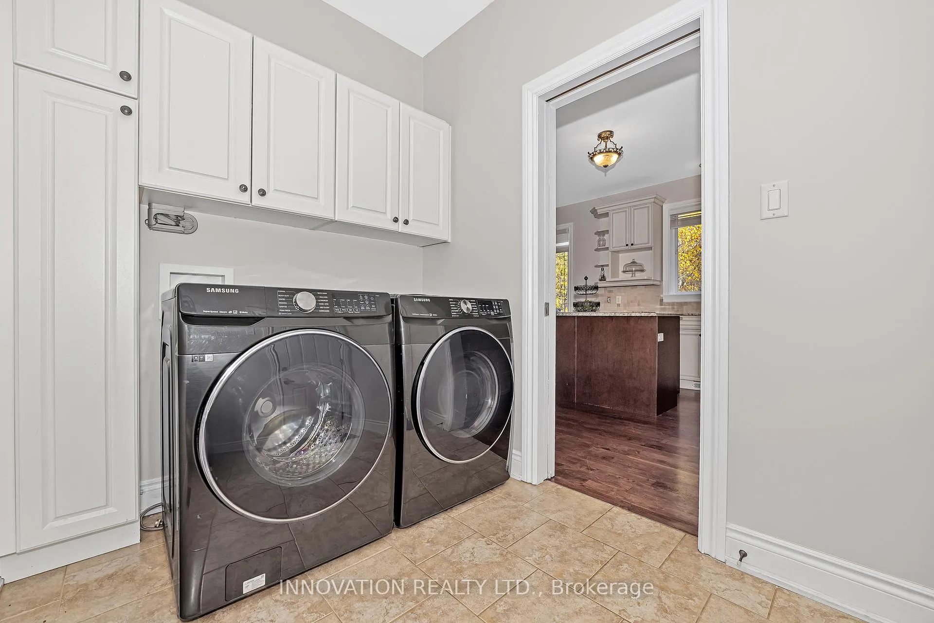 Photo 19 of 122 Country Meadow Drive S, Ottawa, Huntley Ward (North West) — HOMEH