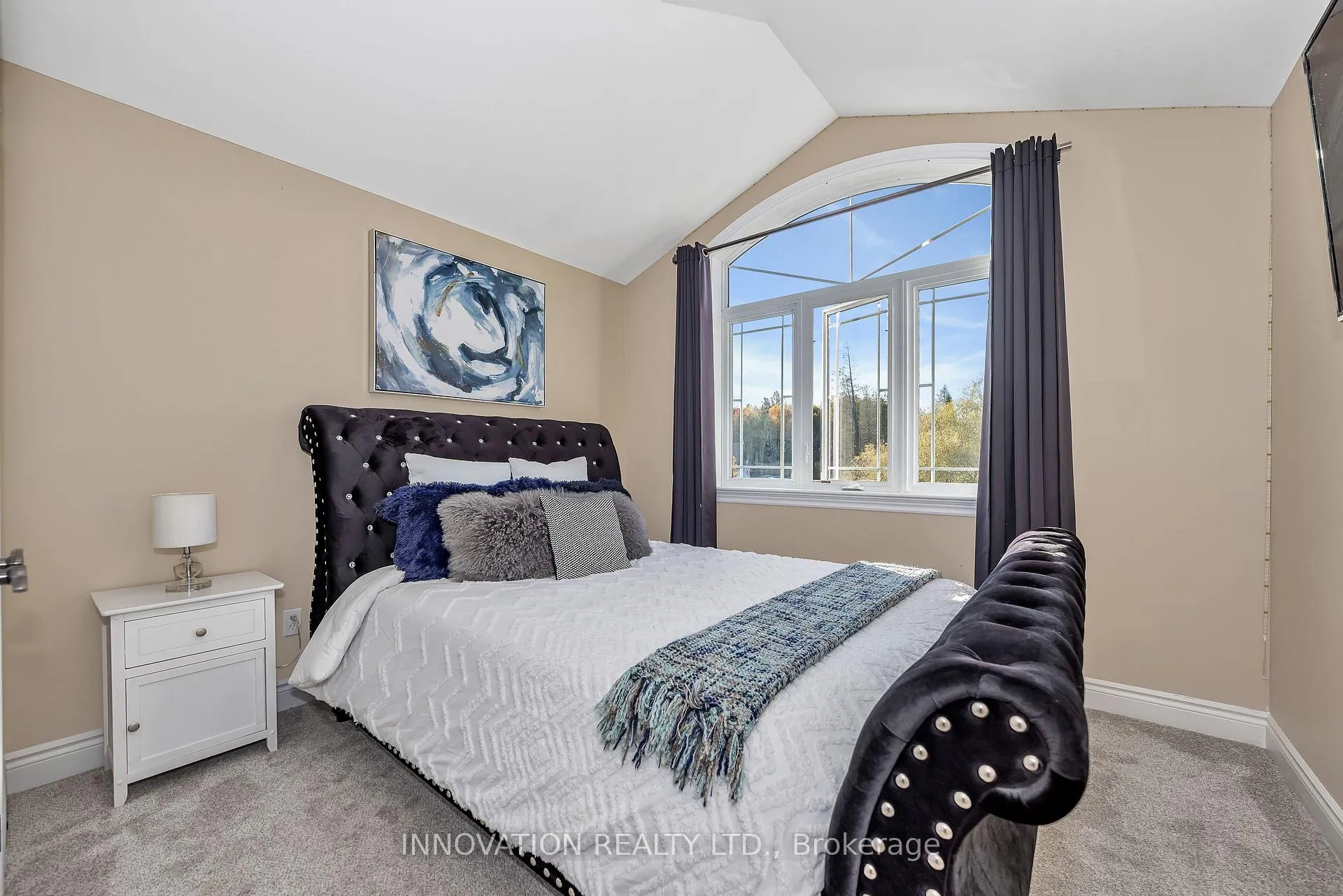 Photo 22 of 122 Country Meadow Drive S, Ottawa, Huntley Ward (North West) — HOMEH